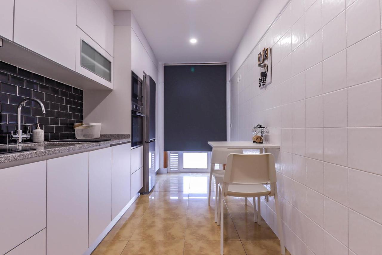 Flor Do Mar - Spacious Apartment With Balcony Вила-Прайа-де-Анкора Экстерьер фото